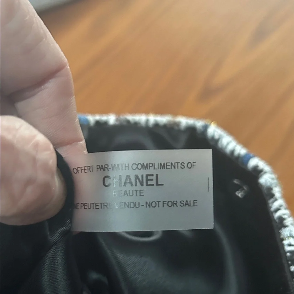 Chanel Black/Blue/Gray Tweed Sequin Tote - Picture 8 of 8